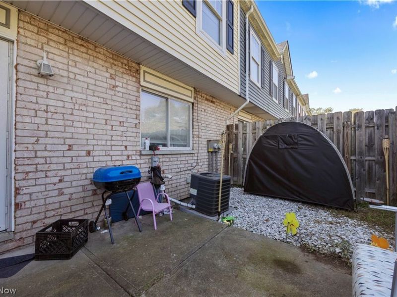 7207 Otis Court, Cleveland, OH 44104 Photo 31
