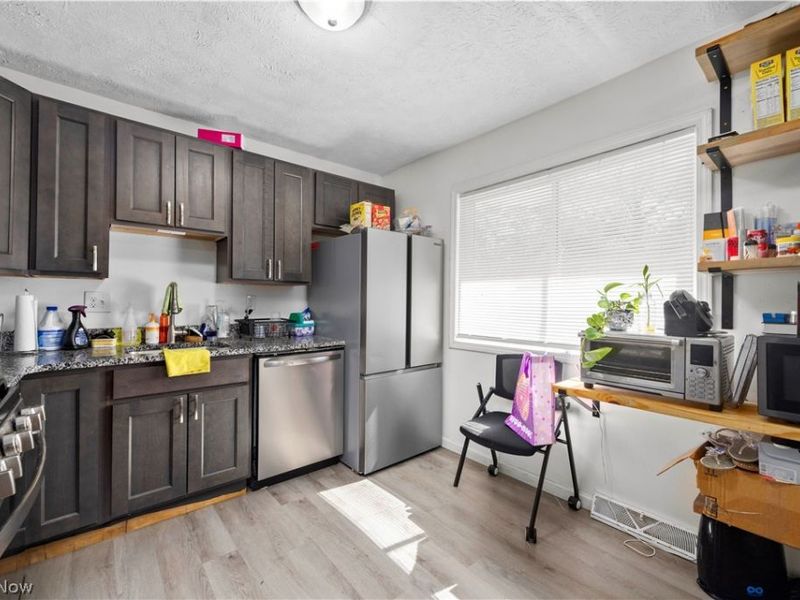 7207 Otis Court, Cleveland, OH 44104 Photo 7