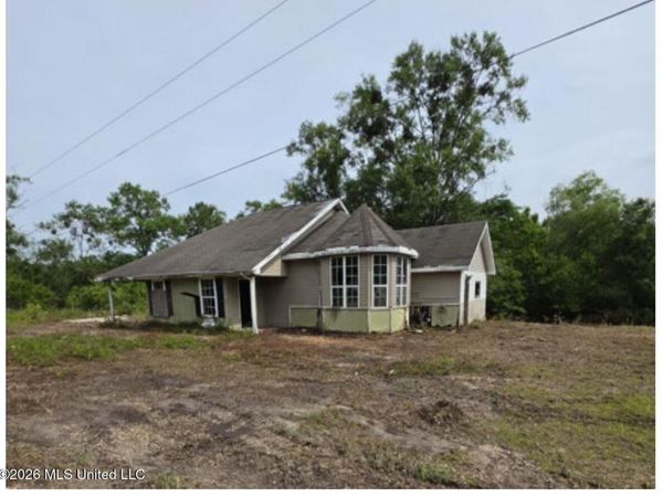 24418 Boweeville Road, Saucier, MS 39574