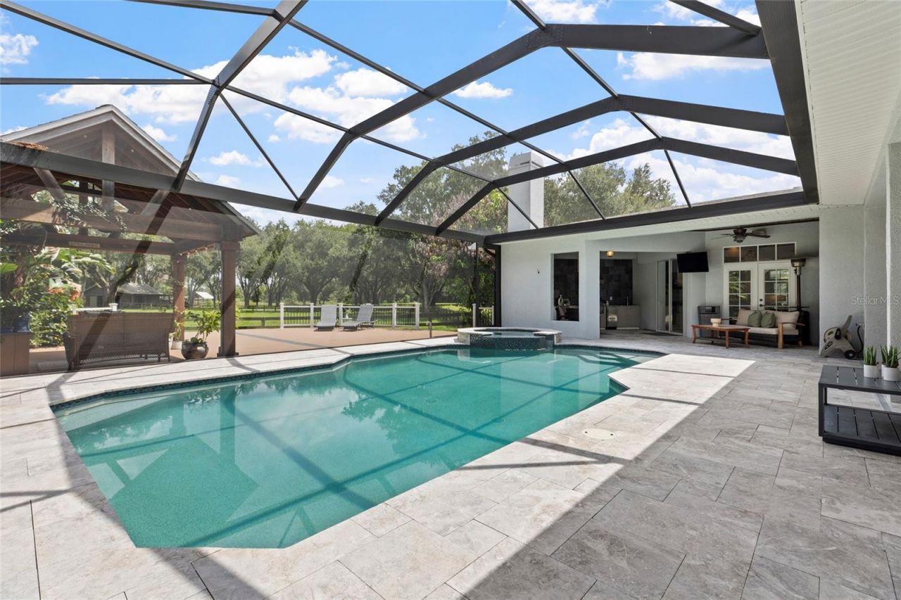 19601 Eagle Crest Drive, Lutz, FL 33549 Photo