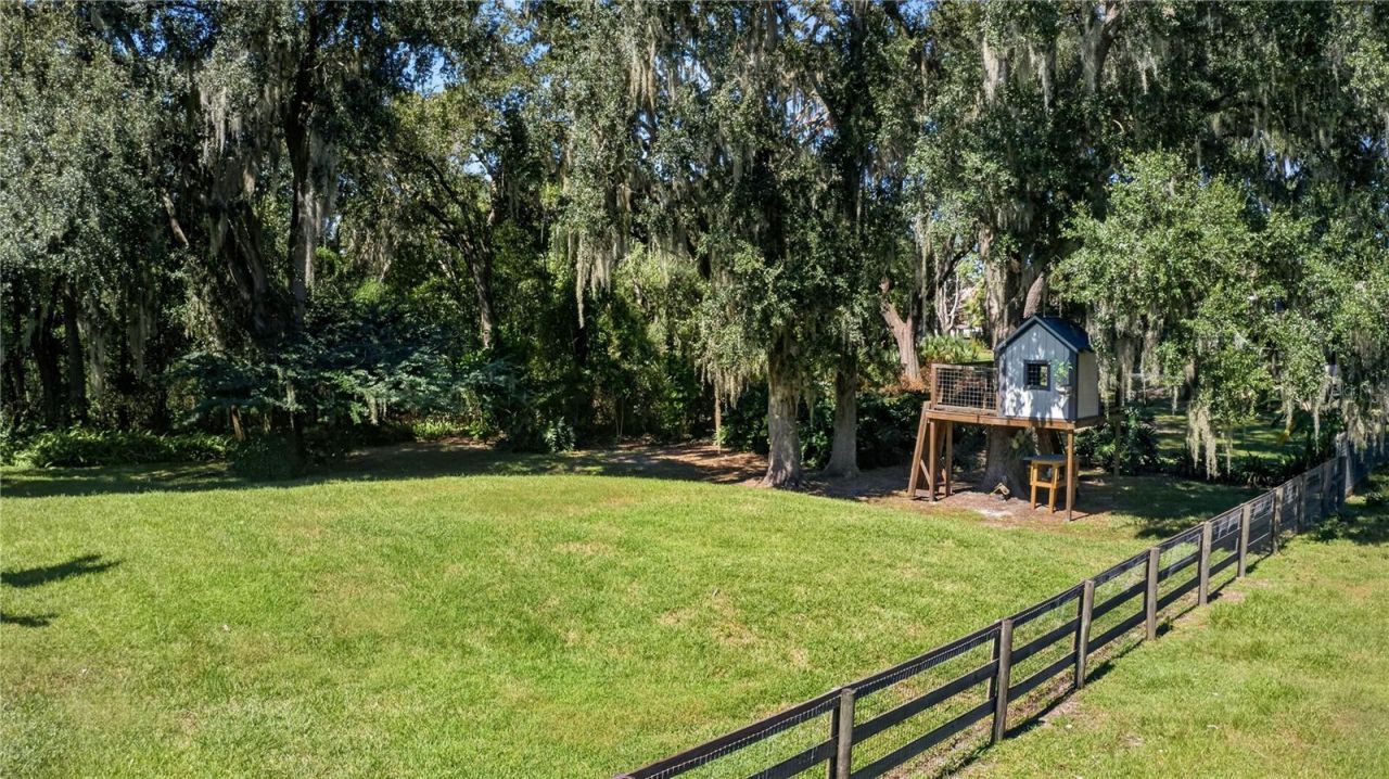 19601 Eagle Crest Drive, Lutz, FL 33549 Photo