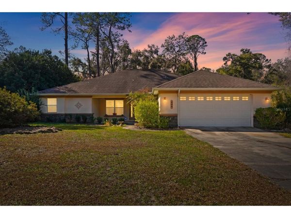 800 W VIRGINIS , CITRUS SPRINGS, FL 34434