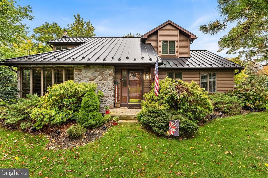 23 LIA ROAD , FRACKVILLE, PA 17931