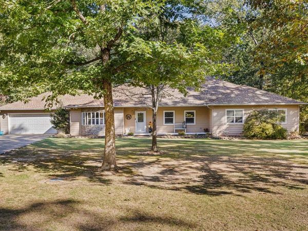210 W Blake H Lane, Beebe, AR 72012