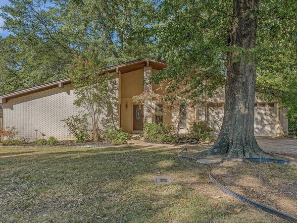 2221 Indian Trails St. , Jonesboro, AR 72401