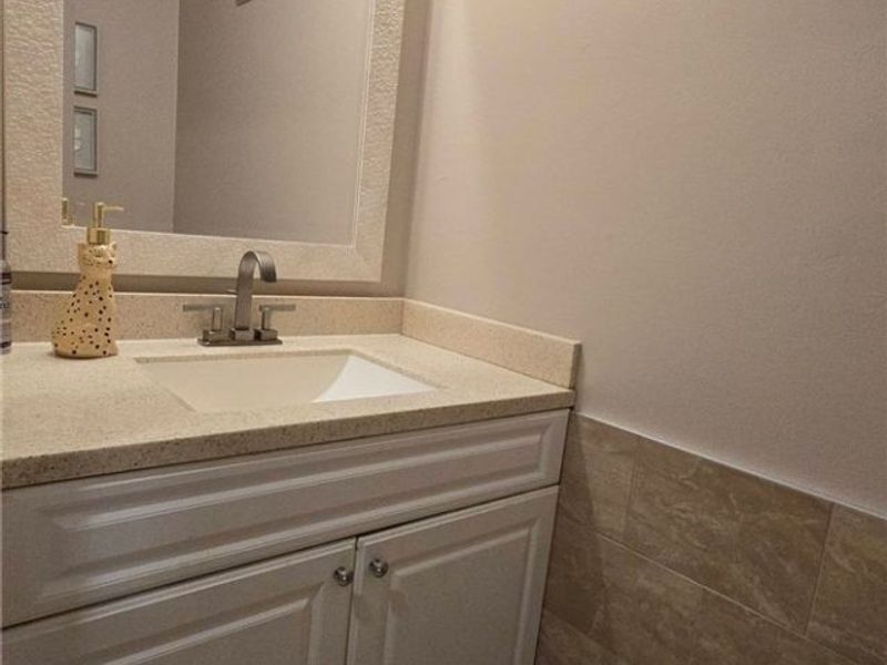7381 Pine Ridge Court, Middleburg Heights, OH 44130 Photo 10