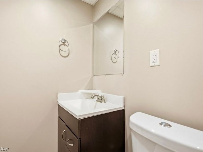 7381 Pine Ridge Court, Middleburg Heights, OH 44130 Photo 13