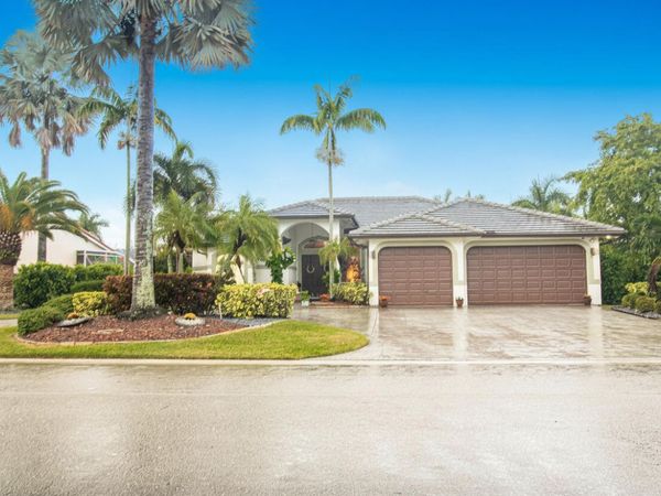 5062 Kensington Circle, Coral Springs, FL 33076