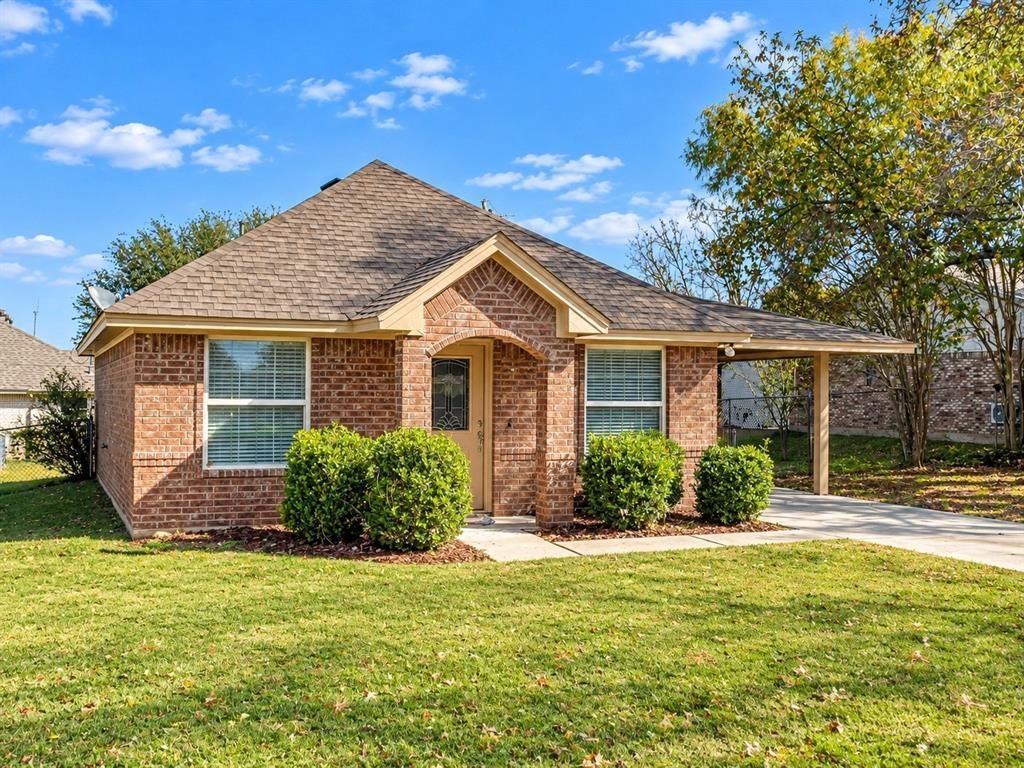 503 Mountain View Trail, Granbury, TX 76049 Main Photo