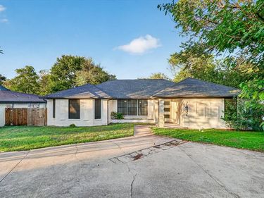 7437 Eccles Drive, Dallas, TX 75227