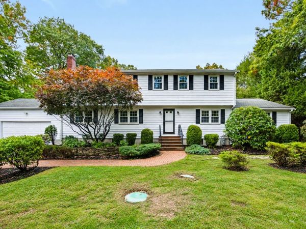 35 Eagle Dr, Sharon, MA 02067