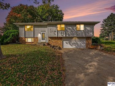 14086 Monroe Circle, Omaha, NE 68137