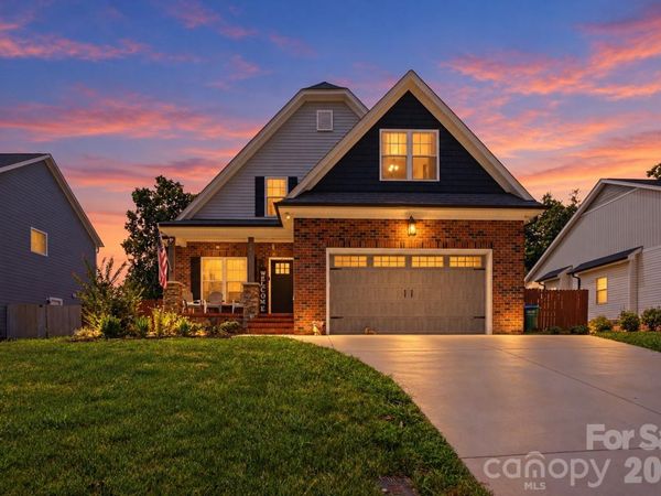304 E Florida Avenue , Bessemer City, NC 28016
