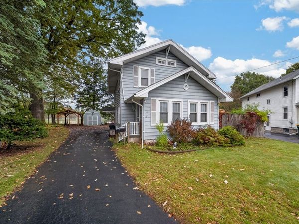 106 Fergerson Park , Syracuse, NY 13212