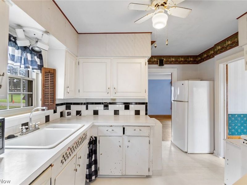 223 E 3rd Street, East Canton, OH 44730 Photo 11