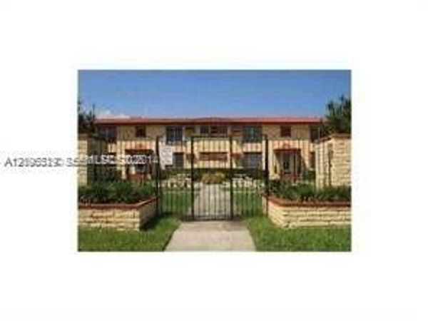 637 SW 11th St , Unit 5W, Miami, FL 33130