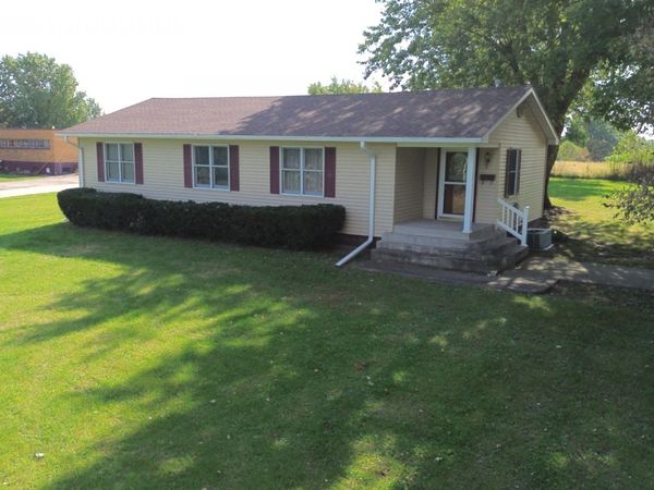 702 E Franklin Street, Bloomfield, IA 52537