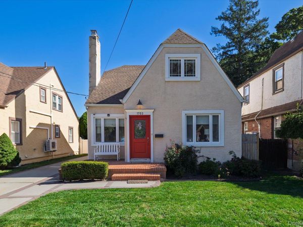 1753 Victoria Street , Baldwin, NY 11510