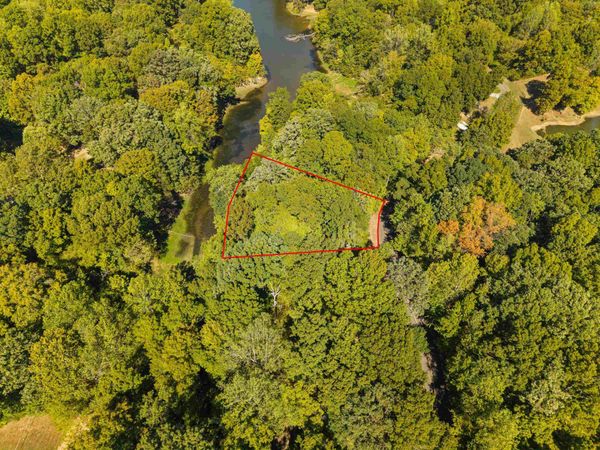 2029 MATTAHA DR, Hernando, MS 38632
