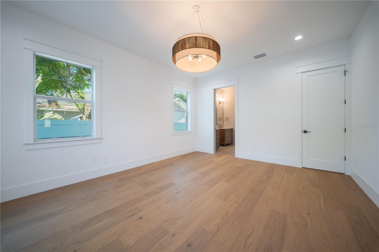 1200 13th Street N, Saint Petersburg, FL 33705 Photo