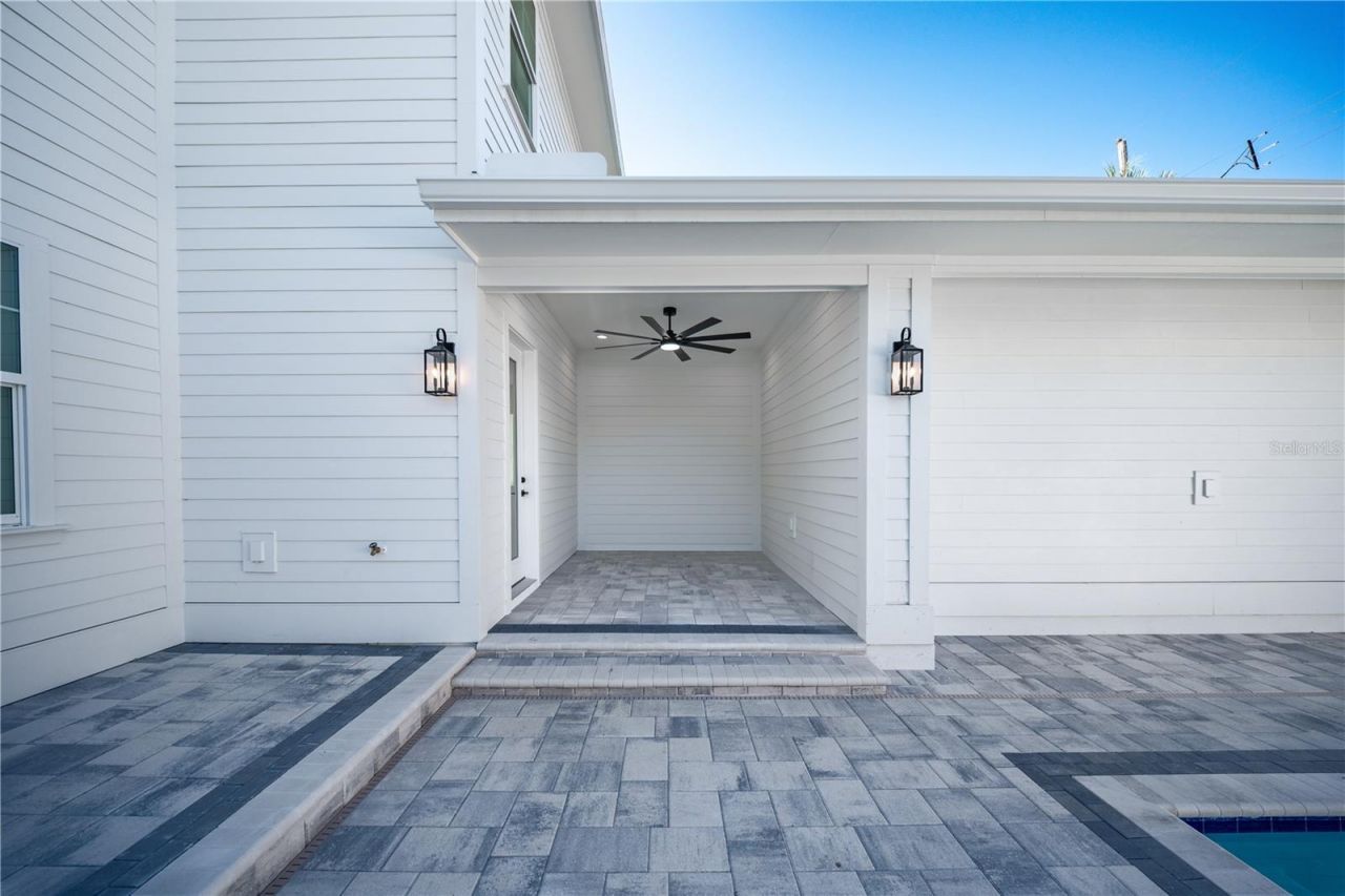 1200 13th Street N, Saint Petersburg, FL 33705 Photo