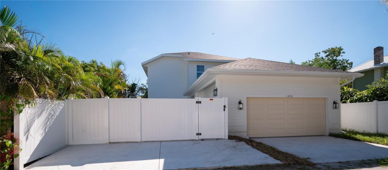 1200 13th Street N, Saint Petersburg, FL 33705 Photo