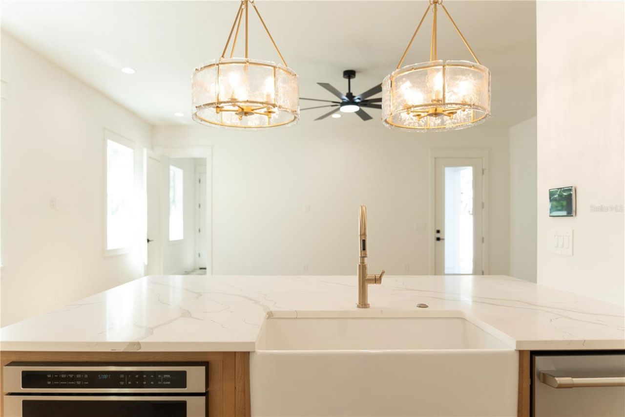 1200 13th Street N, Saint Petersburg, FL 33705 Photo