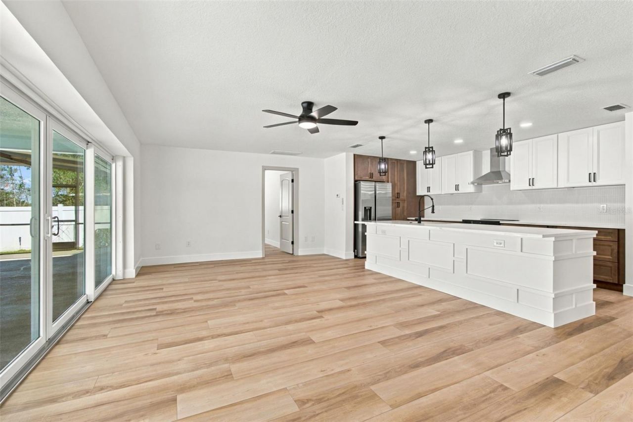 2942 Clubhouse Drive W, Clearwater, FL 33761 Photo