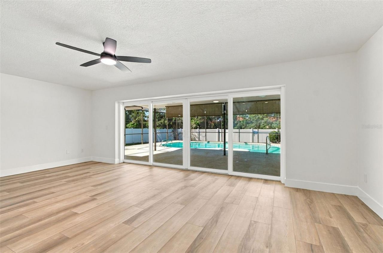 2942 Clubhouse Drive W, Clearwater, FL 33761 Photo