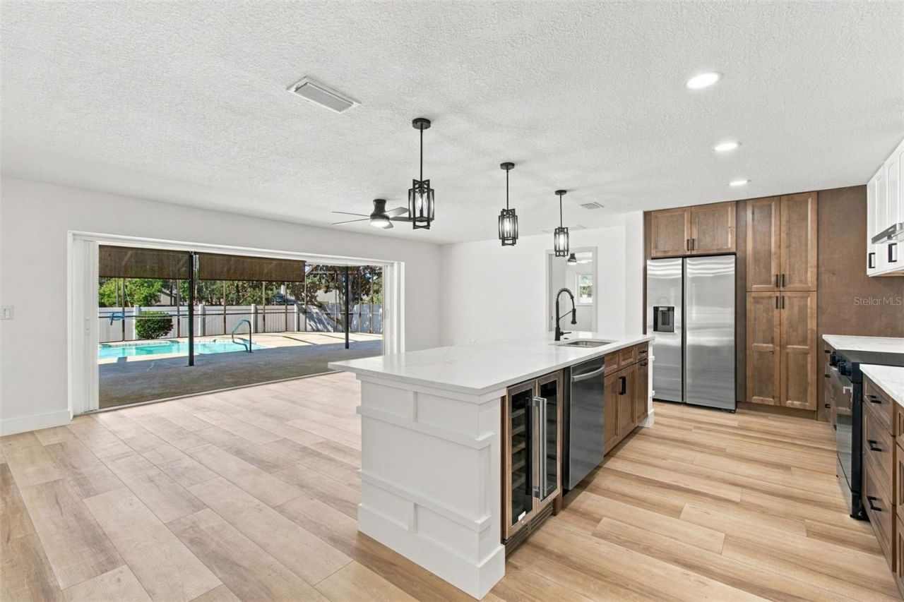 2942 Clubhouse Drive W, Clearwater, FL 33761 Photo