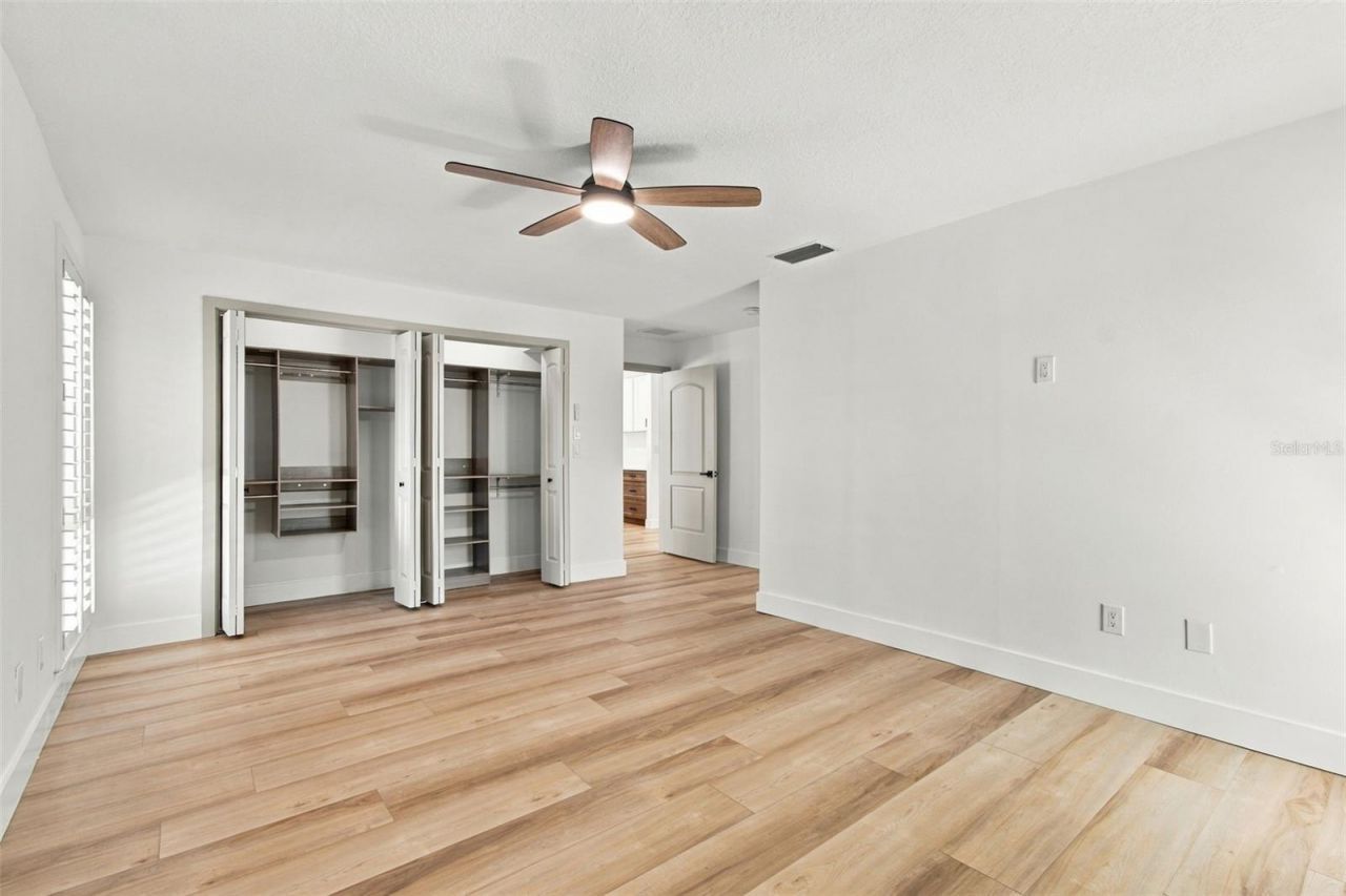 2942 Clubhouse Drive W, Clearwater, FL 33761 Photo