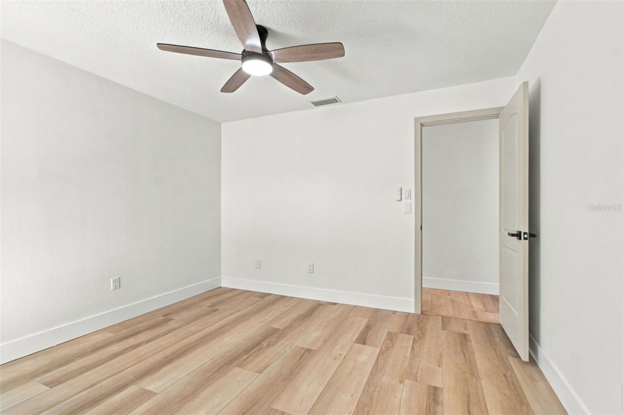 2942 Clubhouse Drive W, Clearwater, FL 33761 Photo