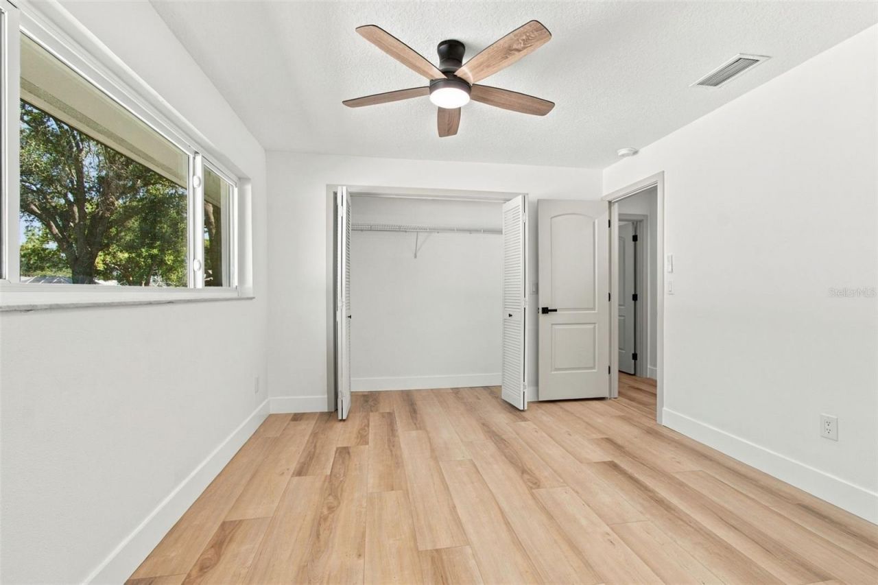 2942 Clubhouse Drive W, Clearwater, FL 33761 Photo