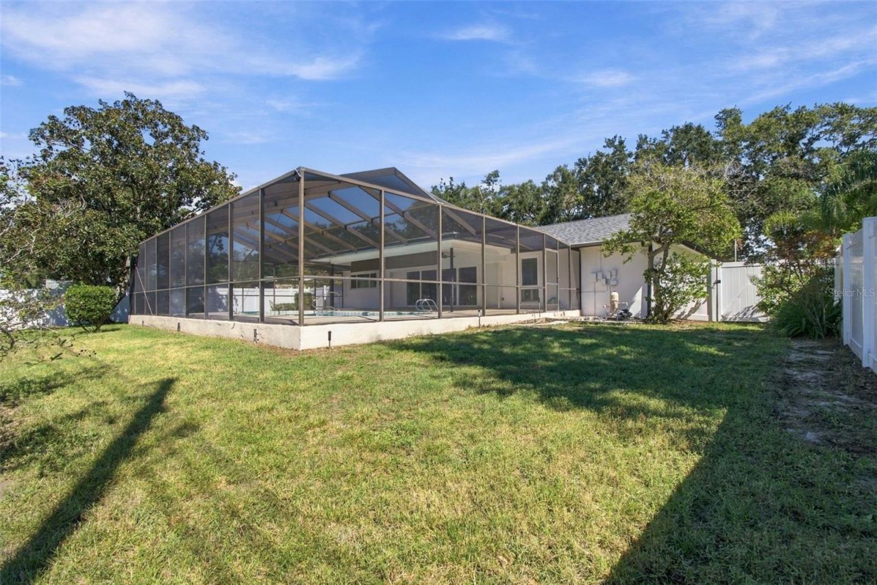 2942 Clubhouse Drive W, Clearwater, FL 33761 Photo