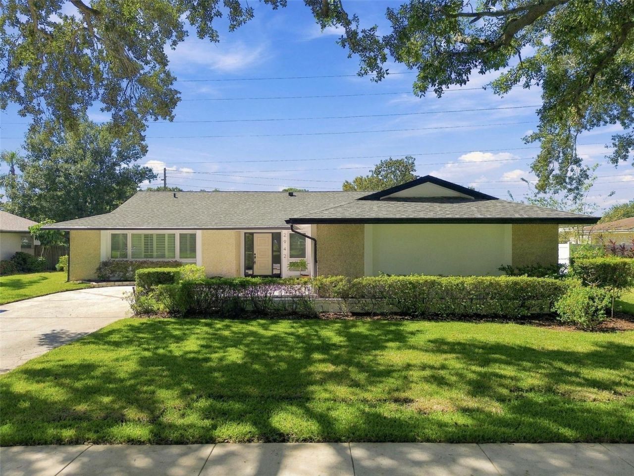 2942 Clubhouse Drive W, Clearwater, FL 33761 Photo