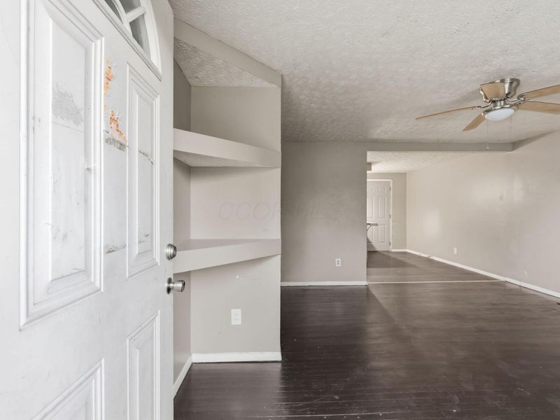 3483 Penfield Road , Columbus, OH 43227 Photo 16