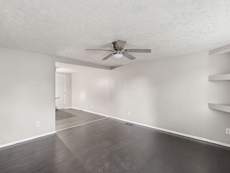 3483 Penfield Road , Columbus, OH 43227 Photo 17