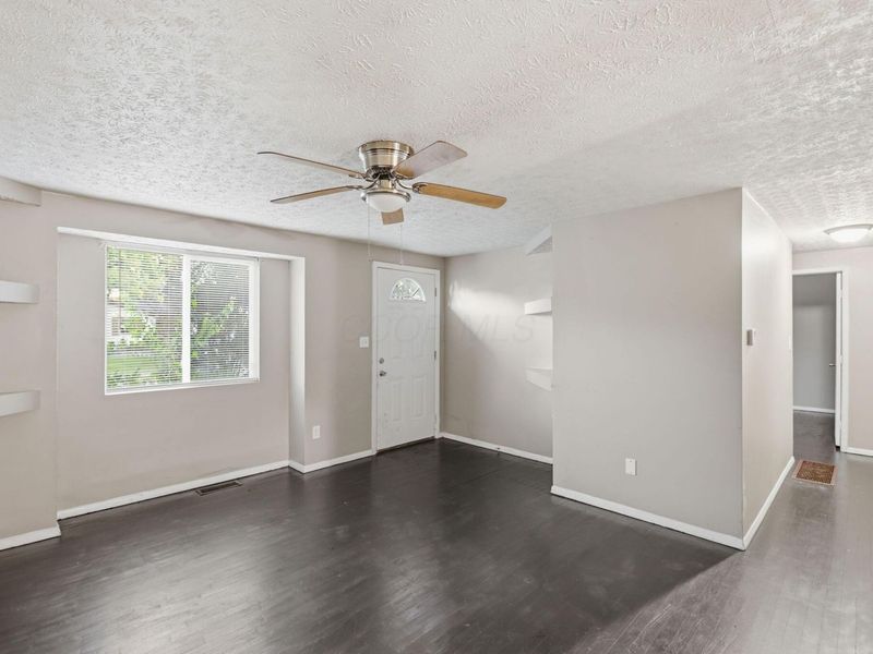 3483 Penfield Road , Columbus, OH 43227 Photo 19
