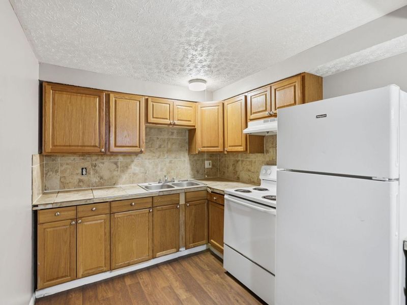 3483 Penfield Road , Columbus, OH 43227 Photo 24