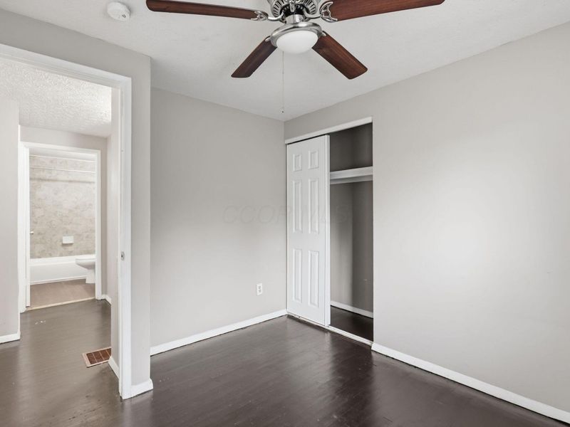 3483 Penfield Road , Columbus, OH 43227 Photo 35