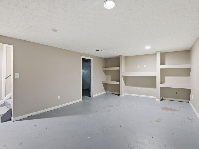 3483 Penfield Road , Columbus, OH 43227 Photo 43