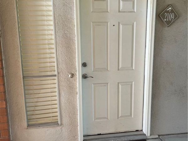 650 Oakmont Avenue, Unit 2109, Las Vegas, NV 89109