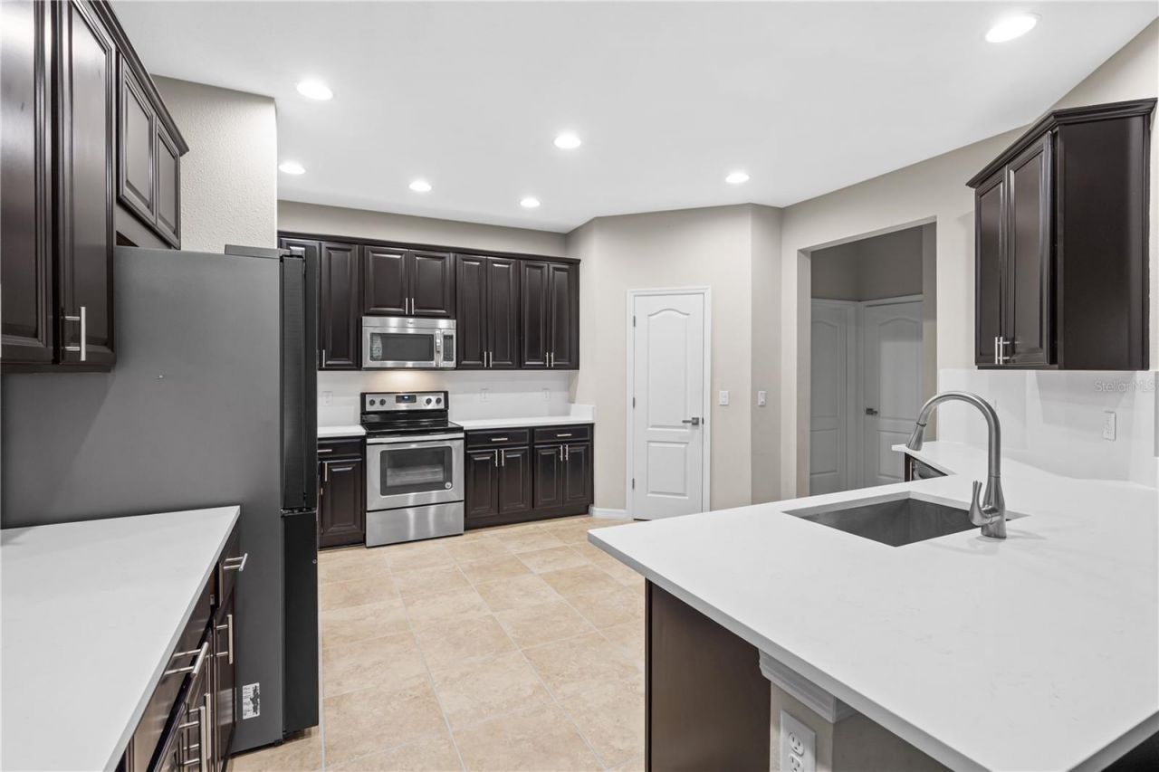 5955 Caldera Ridge Drive , Lithia, FL 33547 Photo