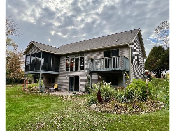 1739 97th Avenue, Hammond, WI 54015