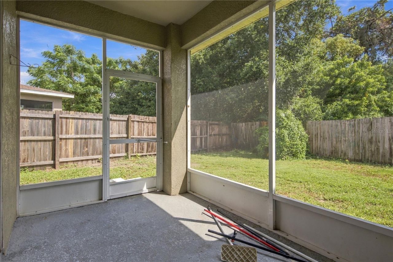 10321 Avelar Ridge Drive , Riverview, FL 33578 Photo