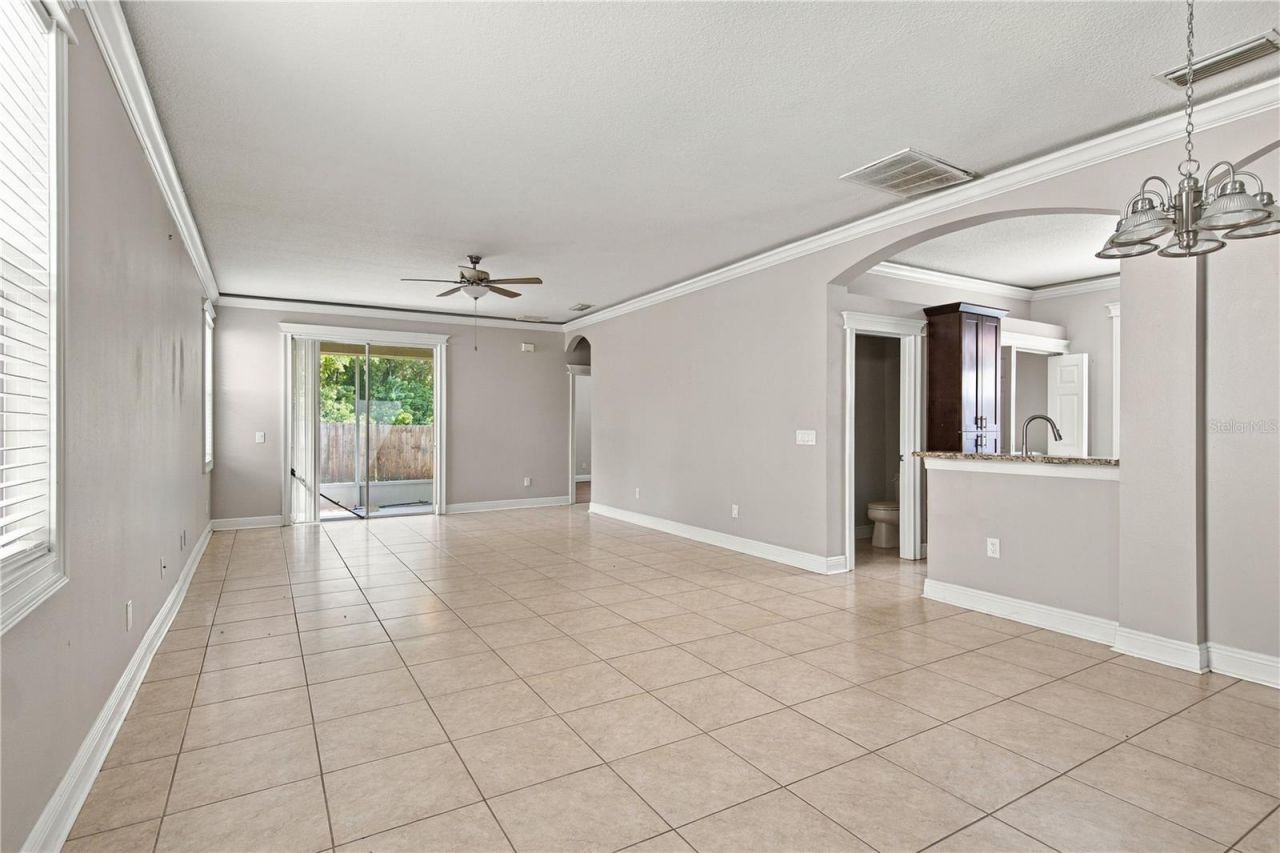10321 Avelar Ridge Drive , Riverview, FL 33578 Photo