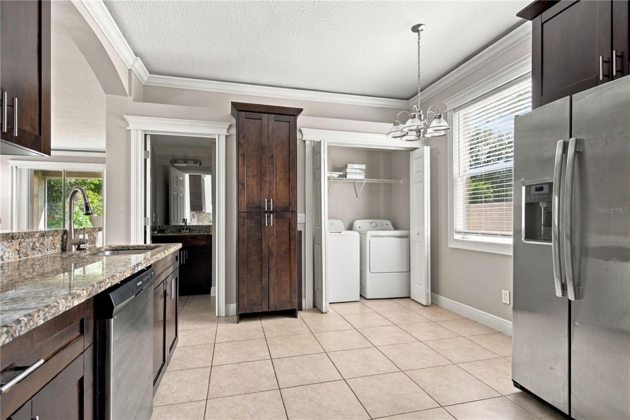 10321 Avelar Ridge Drive , Riverview, FL 33578 Photo