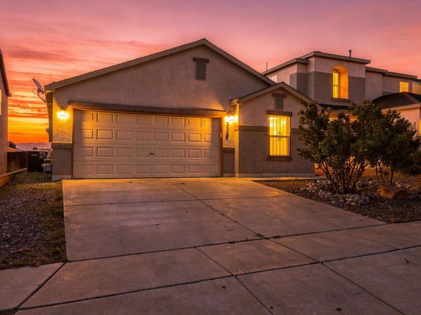 2504 Woodhill Drive NW, Albuquerque, NM 87120