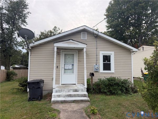334 S 17th Avenue , Hopewell, VA 23860