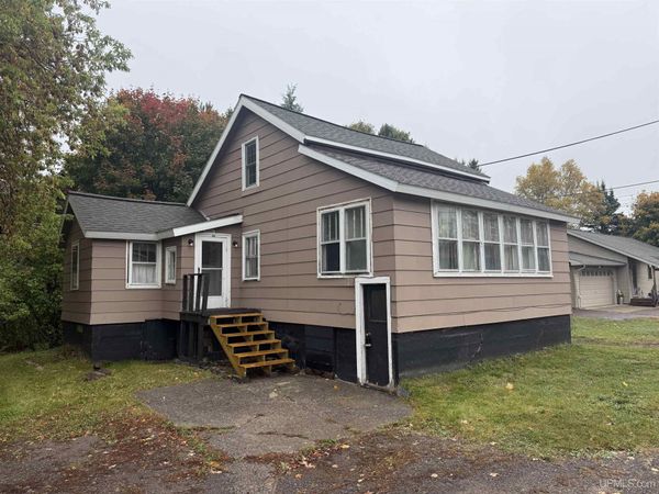19986 Horatio Street, Portage Twp, MI 49931